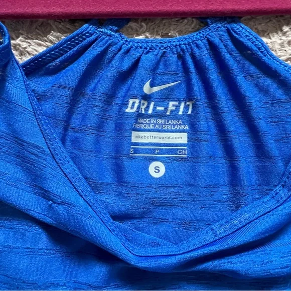 Nike Dri-Fit Blue Racerback Lightweight Workout Tank Top Women’s Size S - Picture 2 of 6